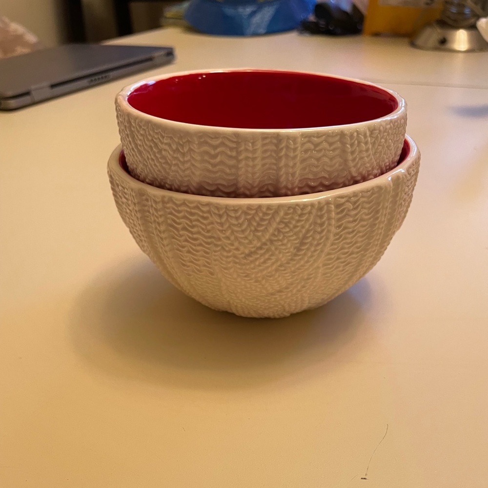 hallmark sweater nest bowls